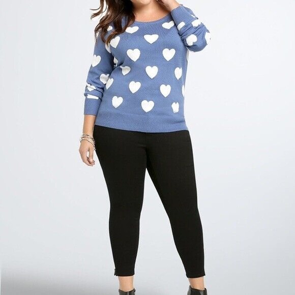 NWT Torrid Heart Print Sweater Blue White Wide Crew Neck Women's Plus Size 2 2X - Picture 4 of 12